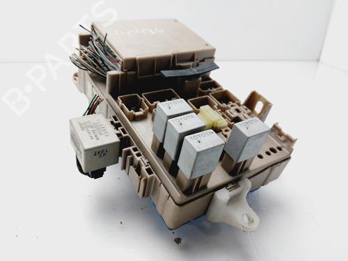Fuse box TOYOTA COROLLA (_E12_) 1.4 D (NDE120_, NDE120R) | BP31982197E1