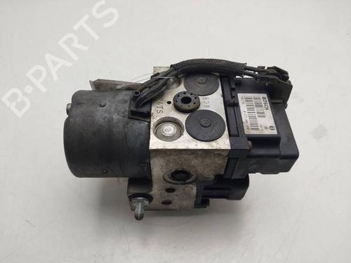 Used ABS pump ABS pump KIA SORENTO I (JC) 2.5 CRDi 4WD (140 hp) 40022590 40022590