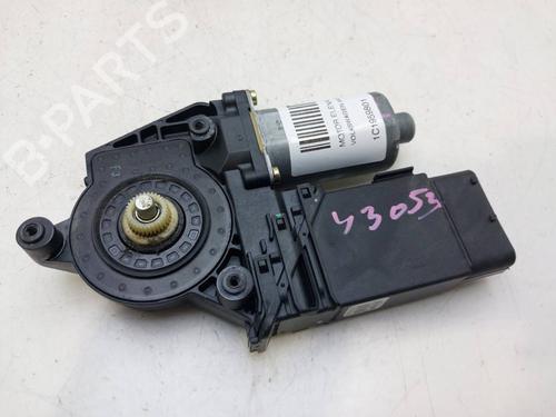 Left front window motor VW PASSAT B5.5 (3B3) 1.9 TDI | BP39751598E21 - Image 3