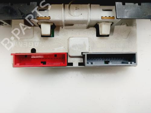 Display de informações RENAULT SCÉNIC I MPV (JA0/1_, FA0_) 1.9 dCi RX4 | BP30077584C48 