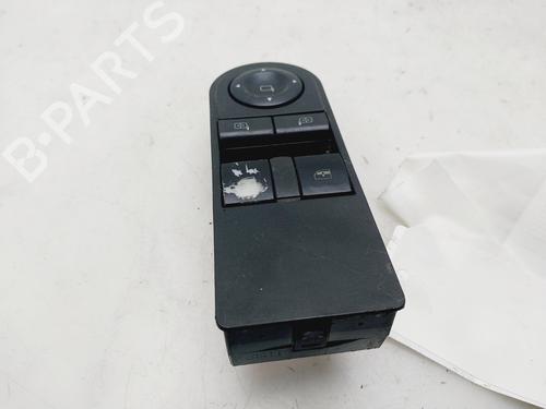 Used Left front window switch OPEL ASTRA H (A04) [2004-2014]  23127564