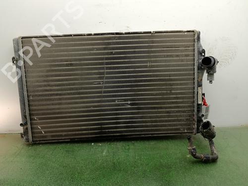 Radiatore acqua Radiatore acqua SEAT LEON (1P1) 1.4 TSI (125 hp) 37444328 37444328