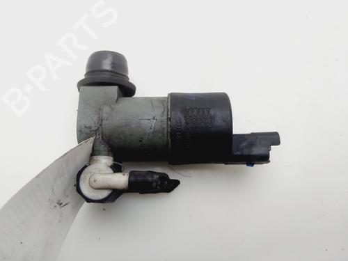 Used Washer pump NISSAN QASHQAI I (J10, NJ10) [2006-2015]  32514929