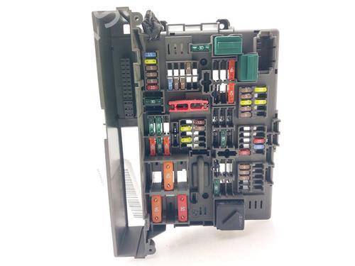 Used Fuse box Fuse box 39504553 39504553