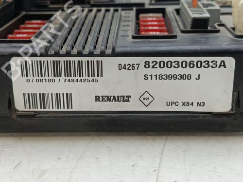 Sikringsdåse RENAULT MEGANE II (BM0/1_, CM0/1_) 1.5 dCi (BM0F, BM0T, BM2B, CM0F, CM0T) | BP29850181E1