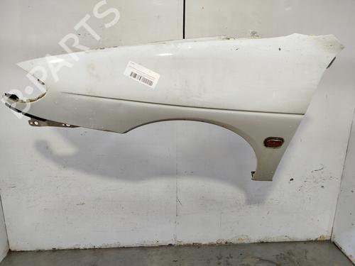left-front-fenders-renault-megane-i-ba01_-1995-1996-1997-1998-1999-2000-2001-2002-2003-2004-33035808 main image