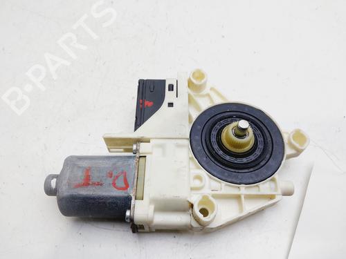 Used Right rear window motor RENAULT LAGUNA III (BT0/1) 1.5 dCi (BT00, BT0A, BT0T, BT1J) (110 hp) 26705509