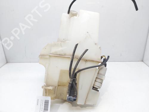 Windscreen washer tank VOLVO XC90 I (275) D5 AWD (185 hp) 13573698