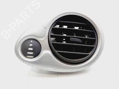 Used Air vent RENAULT CLIO III (BR0/1, CR0/1) 1.5 dCi (BR17, CR17) (86 hp) 28069067