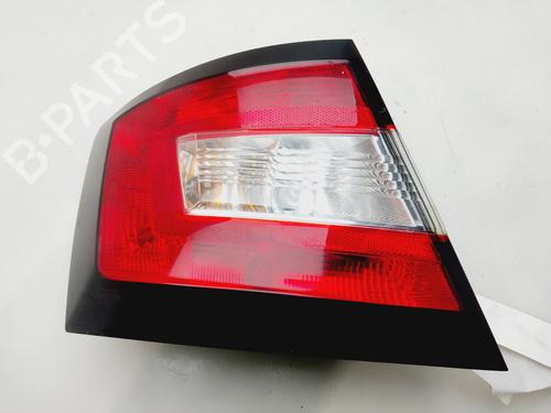 Used Left taillight Left taillight SKODA FABIA III (NJ3) 1.2 TSI (90 hp) 32335874 32335874