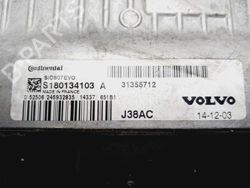 Engine control unit (ECU) VOLVO V40 Hatchback (525) D2 | BP29585820M57