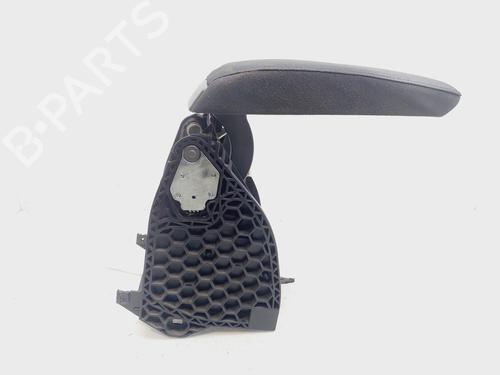 Armrest / Center console SKODA SUPERB II (3T4) 2.0 TDI 16V | BP28319842I20 