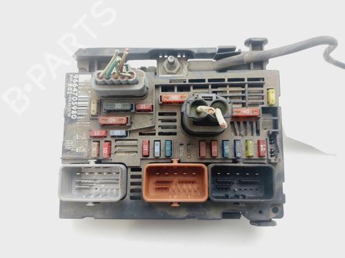 Used Fuse box CITROËN C4 Picasso I MPV (UD_) 2.0 HDi 138 (136 hp) 30298191
