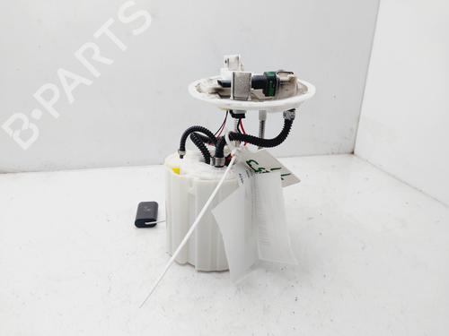 Used Fuel pump MERCEDES-BENZ GLA-CLASS (X156) GLA 180 (156.942) (122 hp) 23082436