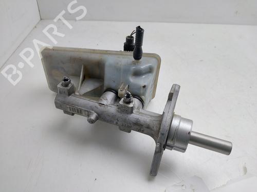 Used Brake master cylinder Brake master cylinder NISSAN PRIMASTAR Van (X83) 2.0 dCi 90 (90 hp) 35789377 35789377