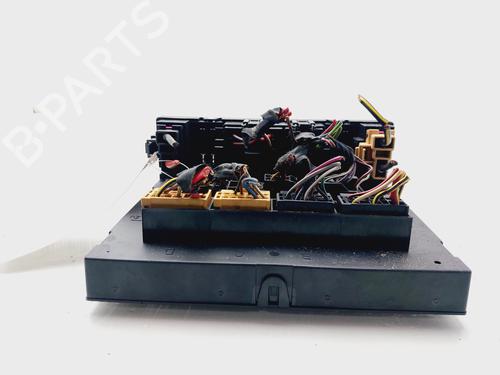 Fuse box VW PASSAT B6 Variant (3C5) | BP31877367E1