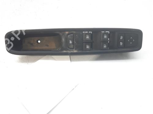 Used Left front window switch DACIA SANDERO II [2012-2025]  10166290