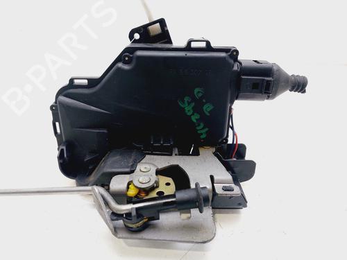 Høyre foran lås AUDI A4 B6 (8E2) 1.9 TDI | BP30977248C97