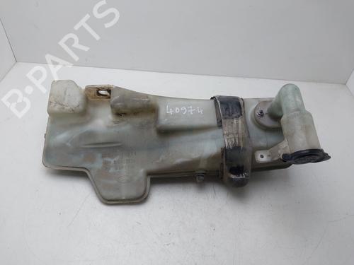 windscreen-washer-tank-hyundai-terracan-hp-2001-2002-2003-2004-2005-2006-2007-2008-34126533 main image