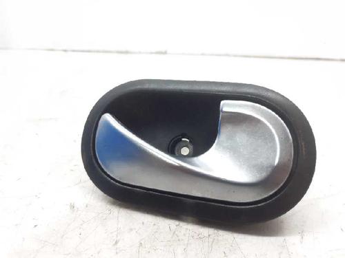 Used Front right interior door handle RENAULT CLIO III (BR0/1, CR0/1) 1.5 dCi (C/BR0G, C/BR1G) (68 hp) 12400514