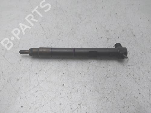 Spreder / Dyse HYUNDAI i20 II (GB, IB) 1.1 CRDi (75 hp) 30938444