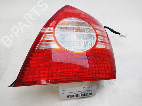 Used Right taillight HYUNDAI ELANTRA III Saloon (XD) 1.6 (105 hp) 27526147