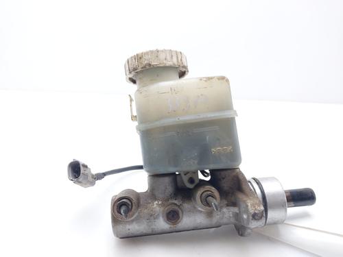 Brake master cylinder MITSUBISHI PAJERO III (V7_W, V6_W) 3.2 Di-D (V68W) | BP16918886M77 