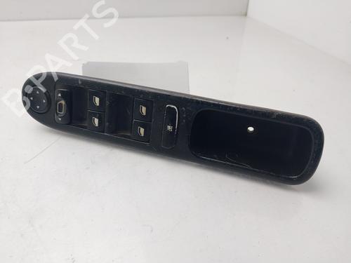 Used Left front window switch Left front window switch PEUGEOT 307 Break (3E) 1.6 HDi 110 (109 hp) 36420899 36420899