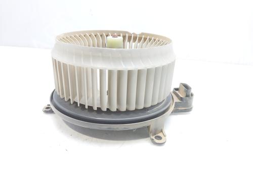Heater blower motor LAND ROVER RANGE ROVER SPORT II (L494) 3.0 TDV6 4x4 | BP14007630M62 