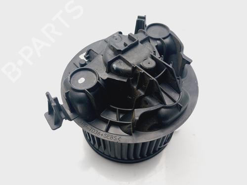 Heater blower motor RENAULT MEGANE II Saloon (LM0/1_) 1.9 dCi (LM0G, LM1G, LM2C) | BP31627762M62