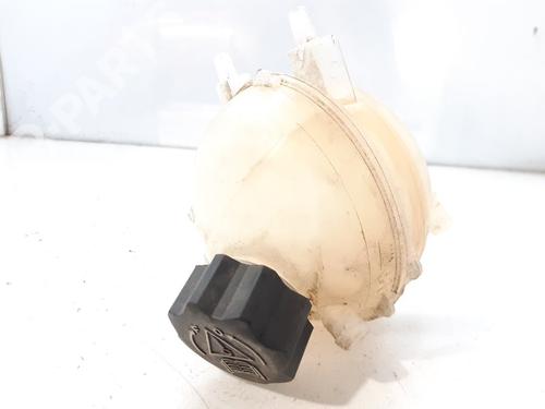 Used Expansion tank Expansion tank CITROËN C4 Picasso I MPV (UD_) 2.0 HDi 138 (136 hp) 8956833 8956833