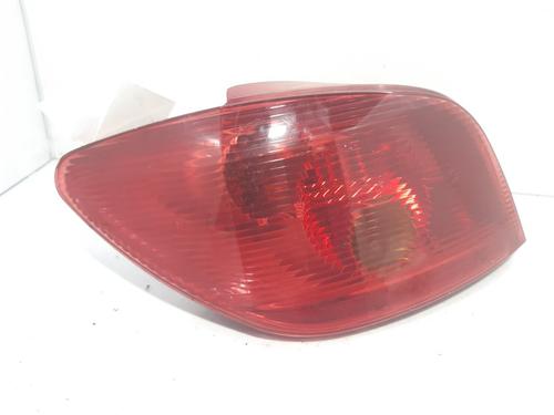 Used Left taillight Left taillight PEUGEOT 307 Break (3E) 2.0 HDI 110 (107 hp) 11084393 11084393