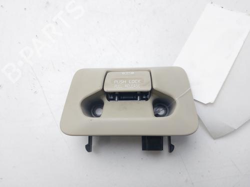 Hand brake VOLVO XC60 I SUV (156) D4 31343243 |