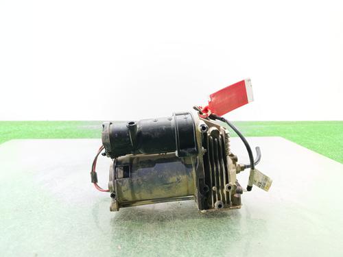 Used Suspension compressor LAND ROVER DISCOVERY III (L319) 2.7 TD 4x4 (190 hp) 30579816