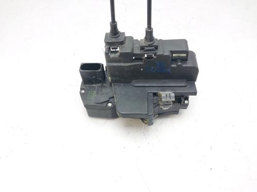 Used Front right lock CHEVROLET CAPTIVA (C100, C140) 2.2 D (163 hp) 12413991