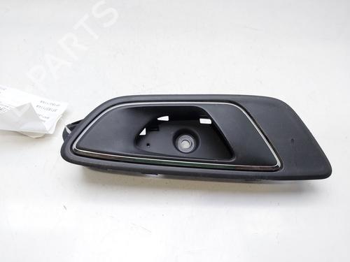 Used Front right interior door handle SEAT LEON (5F1) [2012-2021]  14849889