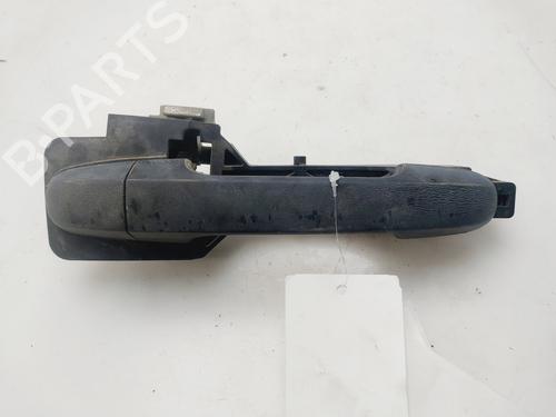 Used Front right exterior door handle KIA CEE'D Hatchback (ED) [2006-2012]  31982205