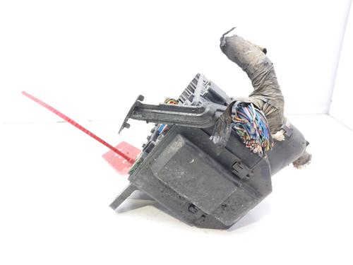 Fuse box SUZUKI GRAND VITARA II (JT, TE, TD) 1.9 DDiS All-wheel Drive (JT419, TD44, JB419WD, JB419XD,... | BP12401121E1 