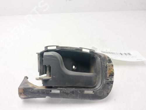 Venstre fortil invendig håndtag MERCEDES-BENZ VITO Van (W638) 108 CDI 2.2 (638.094) (82 hp) 32071477