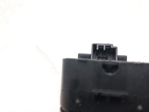 Left front window switch LAND ROVER FREELANDER 2 (L359) 2.2 TD4 4x4 | BP16526125I27 