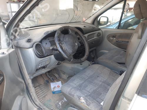 Koplamp links RENAULT SCÉNIC I MPV (JA0/1_, FA0_) 1.9 dCi RX4 | BP10222880C28 