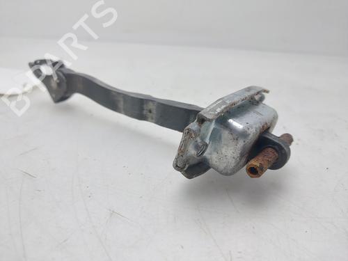 Used Hinge/Door check strap Hinge/Door check strap SUZUKI GRAND VITARA II (JT, TE, TD) 1.9 DDiS (JB419WD, JB419XD) (129 hp) 33801057 33801057
