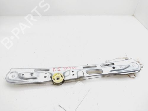 Used Rear left window mechanism OPEL SIGNUM Hatchback (Z03) 1.9 CDTI (F48) (120 hp) 25760087