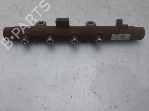 Used Injection rail Injection rail 39427915 39427915