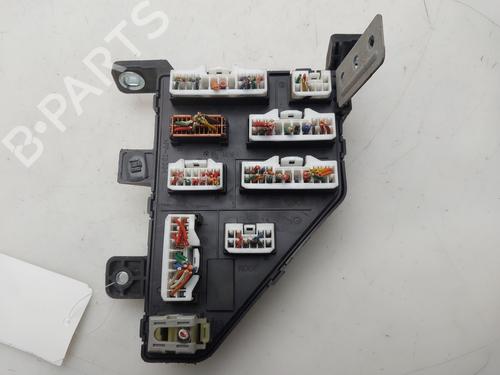 Used Fuse box Fuse box 34168274 34168274