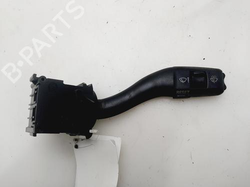 Used Steering column stalk AUDI A4 B7 (8EC) 2.0 TDI 16V (140 hp) 30897731