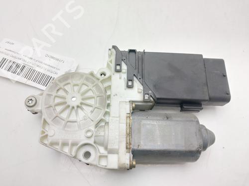Used Left front window motor VW GOLF IV (1J1) [1997-2008]  32428047