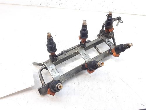 Used Injection rail CHRYSLER SARATOGA 3.0 (142 hp) 8512162