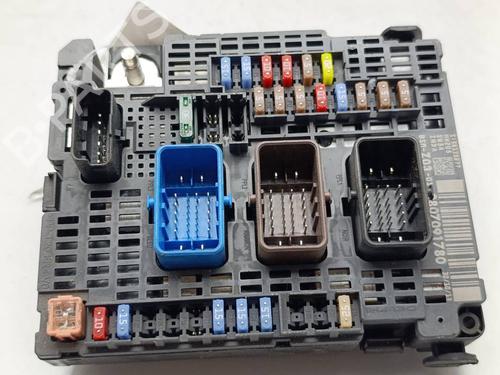 Used Fuse box Fuse box CITROËN C4 Picasso II [2013-2026] 40061175 40061175