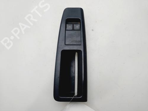 Raamschakelaar links voor VW POLO IV (9N_, 9A_) 1.4 16V (75 hp) 30655962